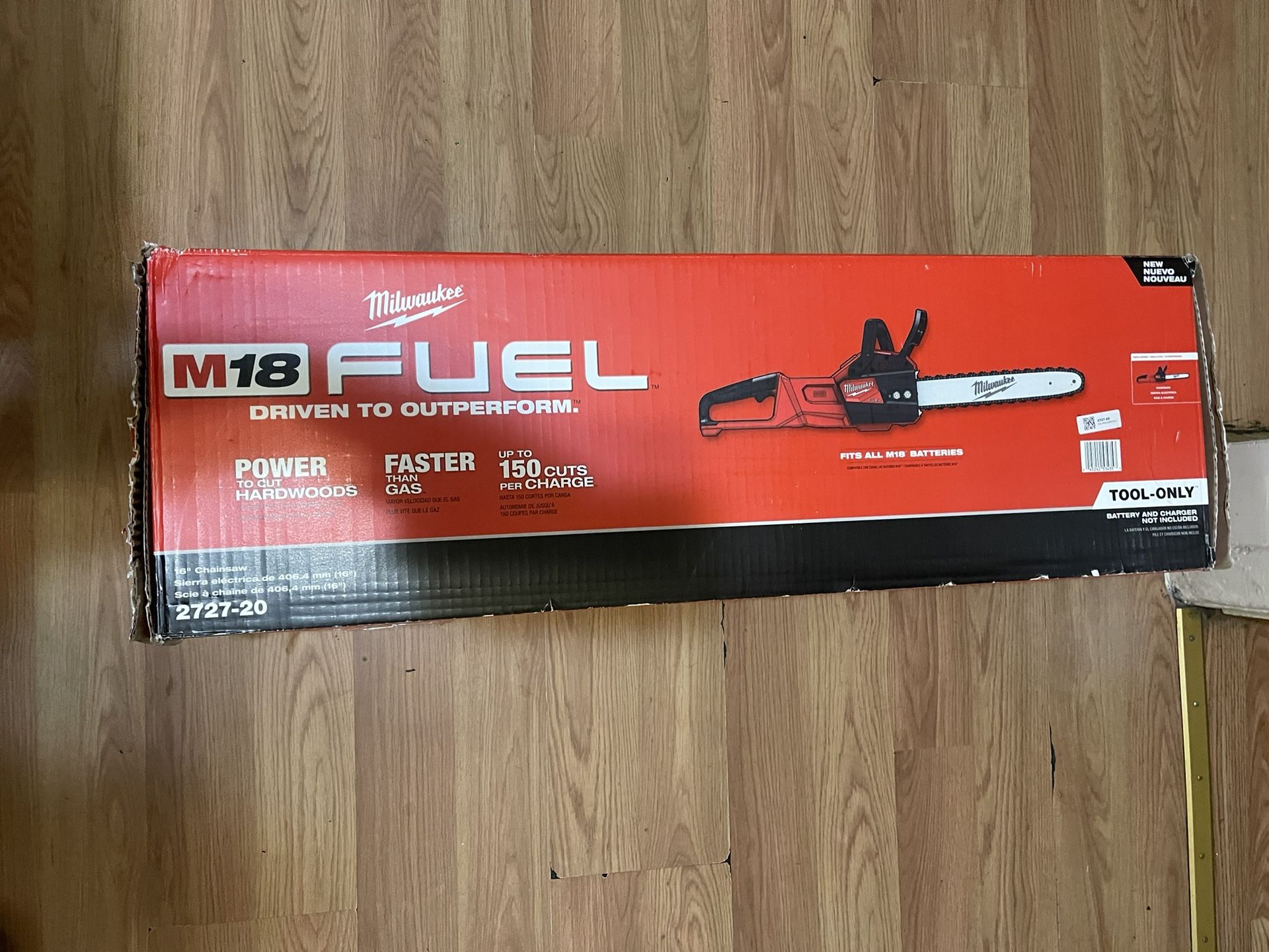 Milwaukee M18 FUEL 16 in. 18V Lithium-Ion Brushless Battery Chainsaw (Tool-Only)