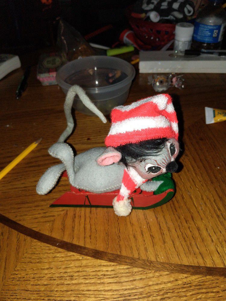 Vintage Annale Mouse On Sled