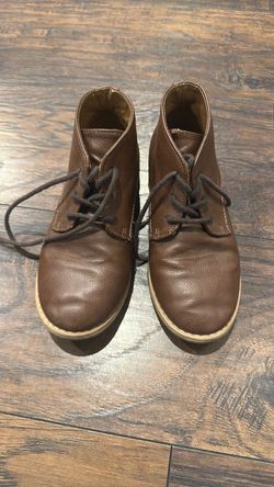 Brown dress shoes