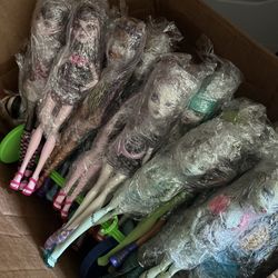 Monster High Dolls (NOT $1 OR FREE READ DESCRIPTION)