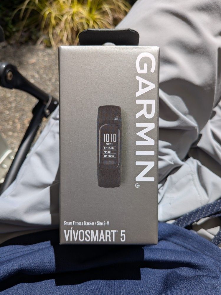 Brand New Garmin Vivosmart 5