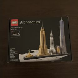 New (never open) NYC vintage Lego kit