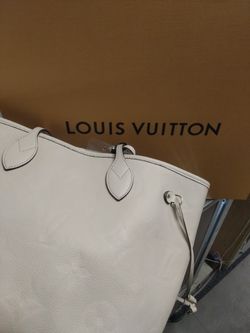 Louis Vuitton Handbag 