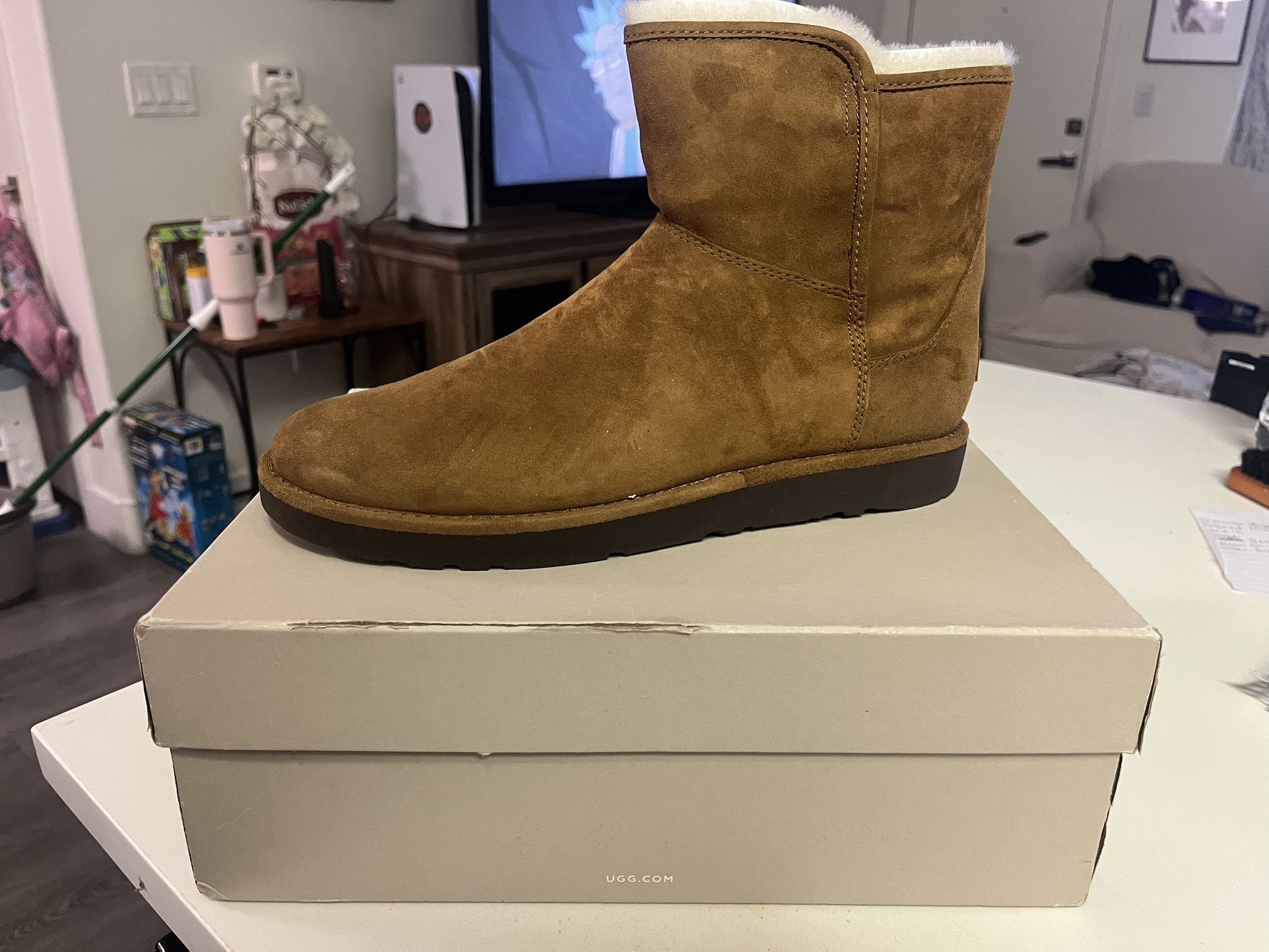 Uggs W Abree Mini W/Bun Size 11