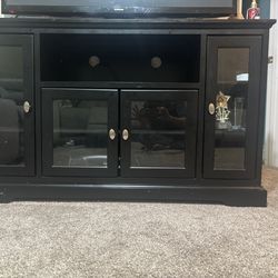 Tv console