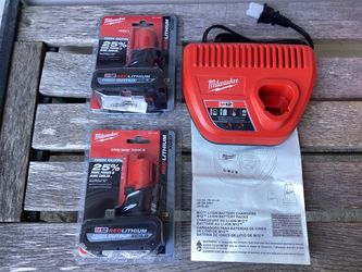 Milwaukee M12 12V Lithium-Ion XC HIGH OUTPUT 5.0 Ah Battery Pack (2-Pack) With M12 Charger.  Brand NEW.