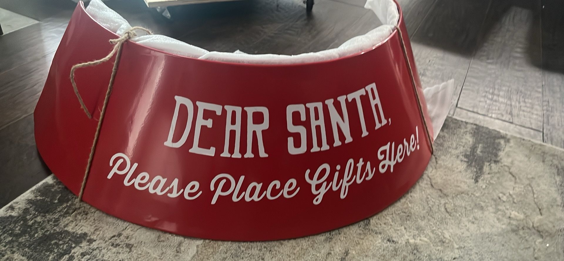 NEW World Market Large METAL Tree Collar