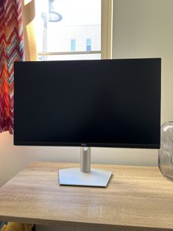 Dell 27 Plus QHD USB-C Monitor- S2722DC