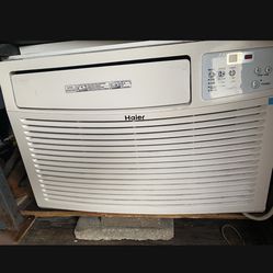 Window Air Conditioner  18000 BTU