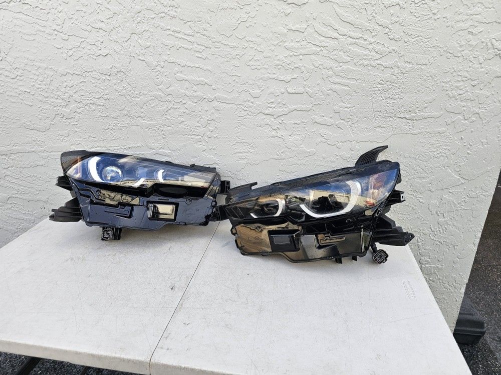 Mazda Cx-50 Headlights