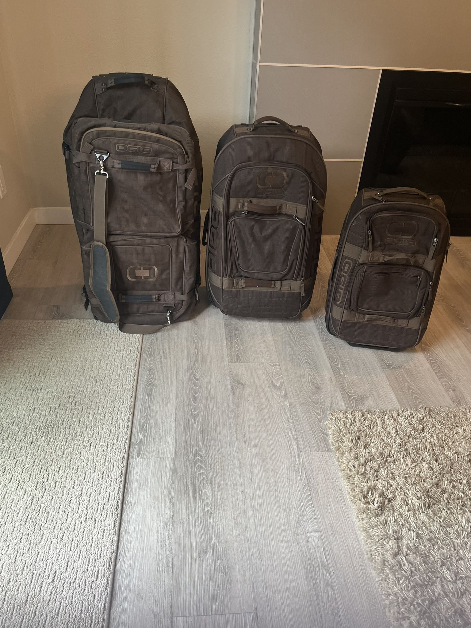 OGIO Suitcase Set