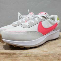 NWOB! NIKE Women's Waffle Debut Running Shoes (9) White/Hot Punch Bright 