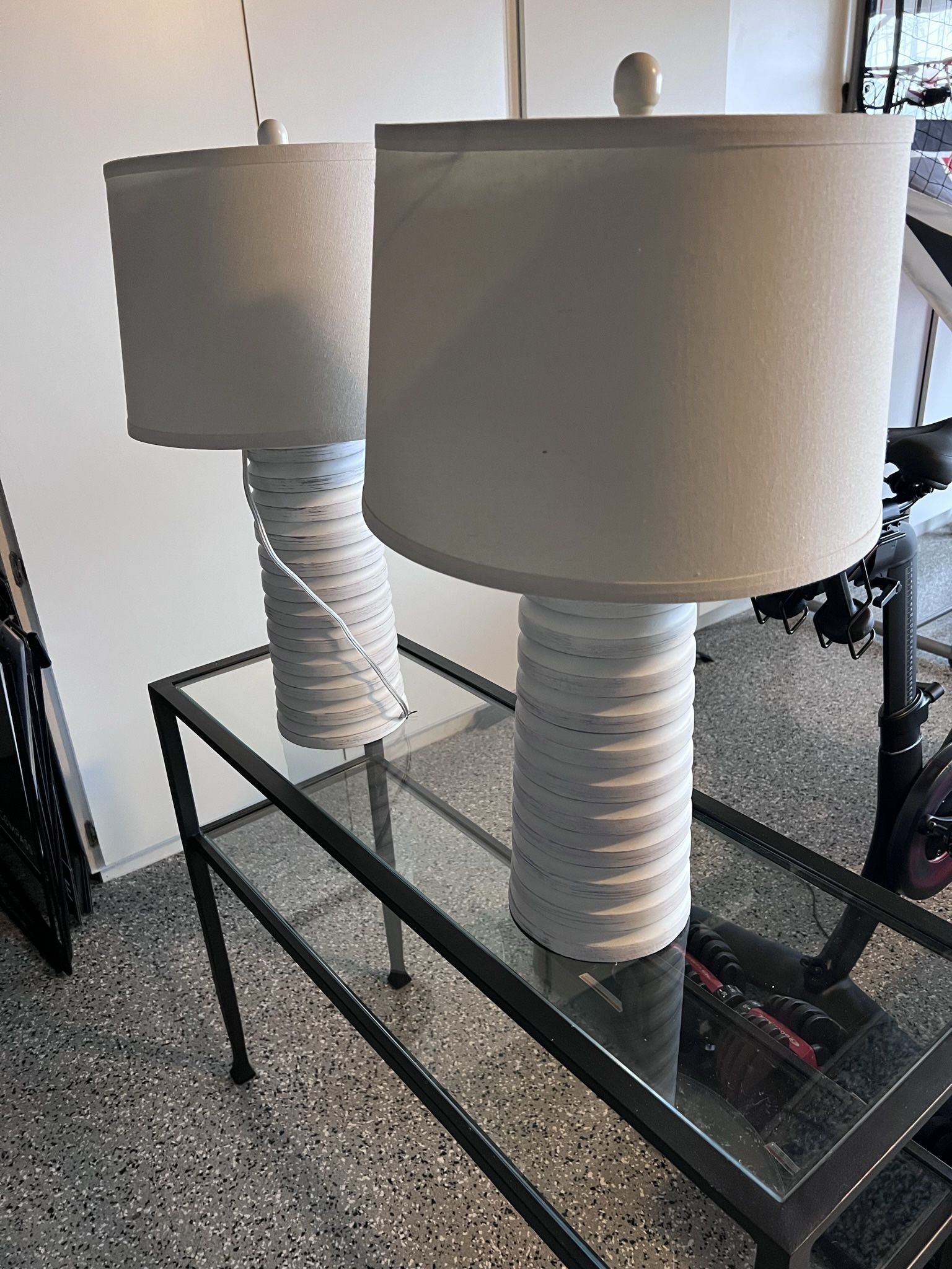 2 side Table Lamps