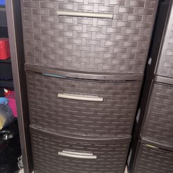 Plastic Drawer (2 Available)