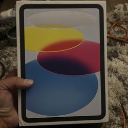 Brand new I pad  32 gb 6th generation