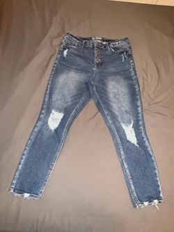 No boundaries high rise skinny distressed Jeans size 15