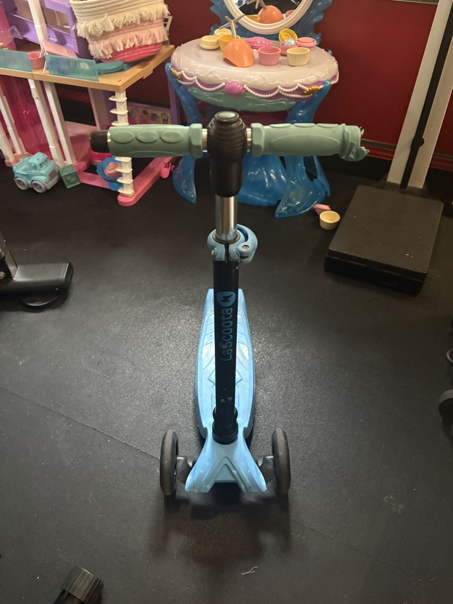 Lascoota Blue Kids Scooter