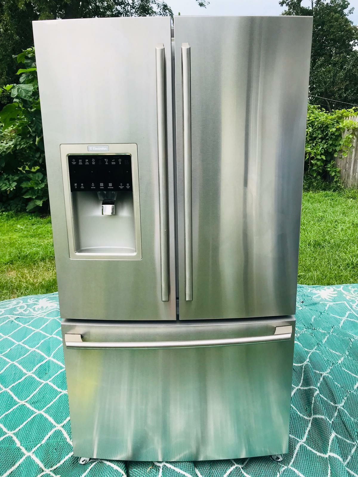 Nevera Stalin tres puertas