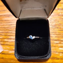 New S.925 Sterling Silver Blue Topaz Ring Size 8 