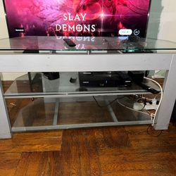 TV STAND (50 - 65 INCH)