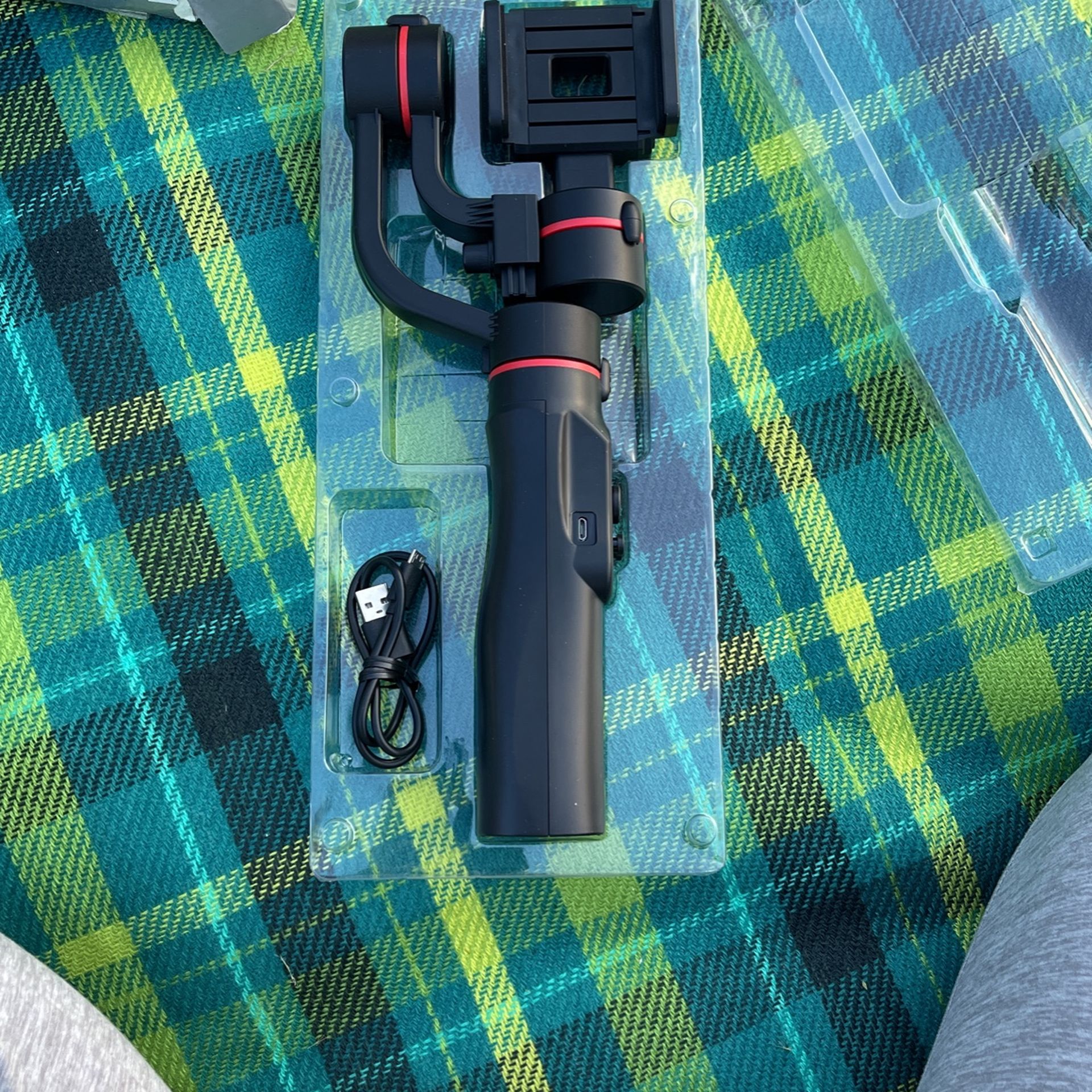 tzumi gimbal