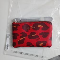 COACH CORNER ZIP WRISTLET WITH LEOPARD PRINT (COACH 7303) RED 