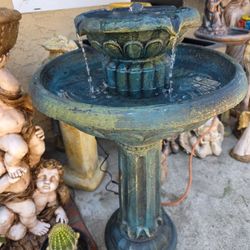 Fountain / Bird Baht For Sale 