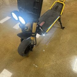 Electric Scooter 65 Mph Kaabo 46 Miles Distance 