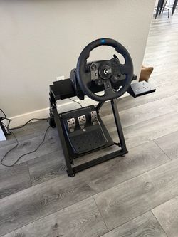 Logitech G923 Racing Wheel and Stand