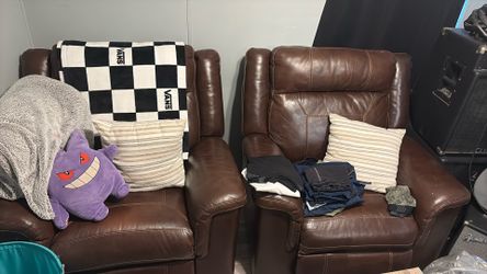 Recliner sofa