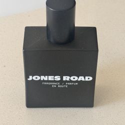 Jones Road En Route Fragance
