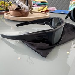 Oakley Sunglasses 