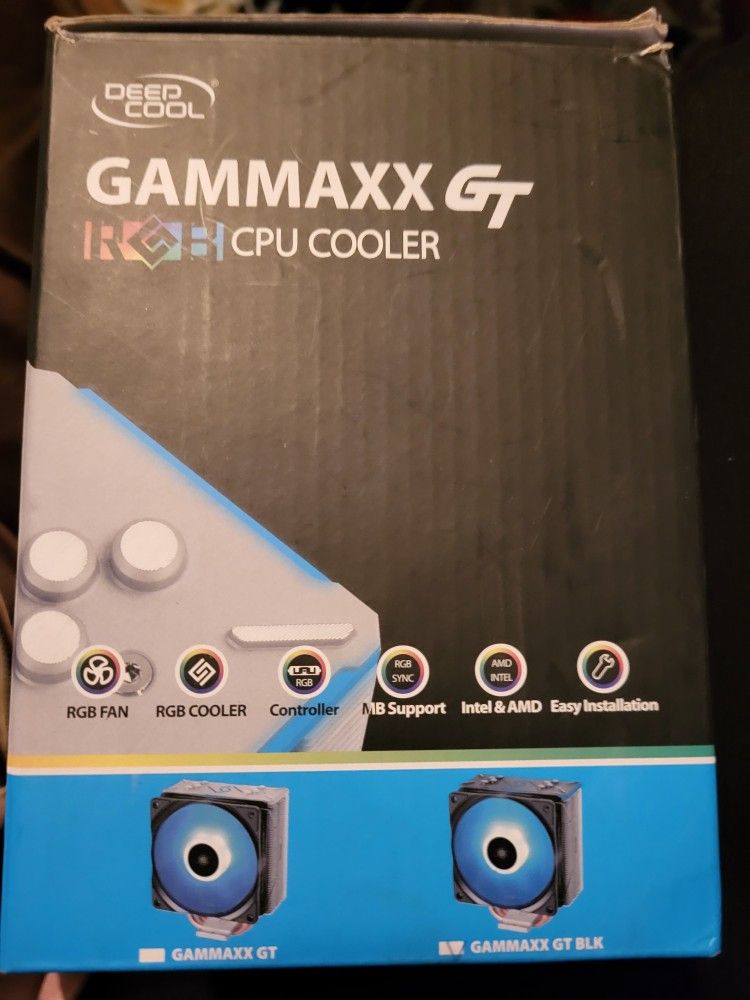 DeepCool GAMMAXX GT CPU cooler. It is a CPU air cooler with RGB lighting.