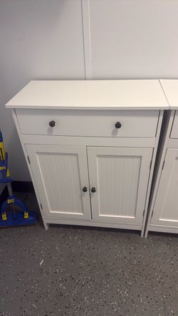 White Storage Cabinet with Drawer and Doors