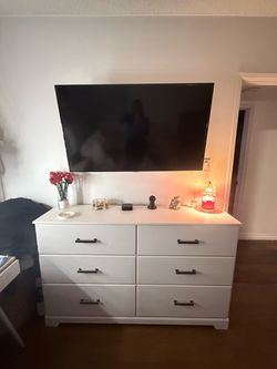 6-drawer dresser (white)
