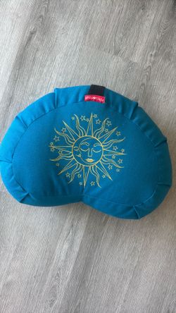 Bolster pillow cushion