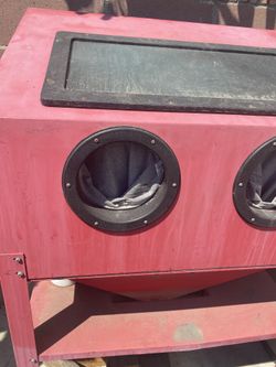 Sandblasting Cabinet