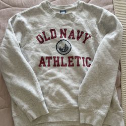 old navy crewneck 