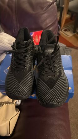Black shoes