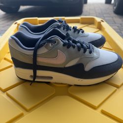 Nike Air Max 1 10.5 Men’s 
