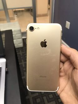 iPhone 7 32GB Factory Unlocked