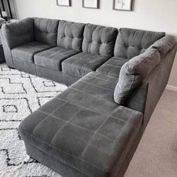 Sectional Couch Great Condition Super Clean And Comfy 