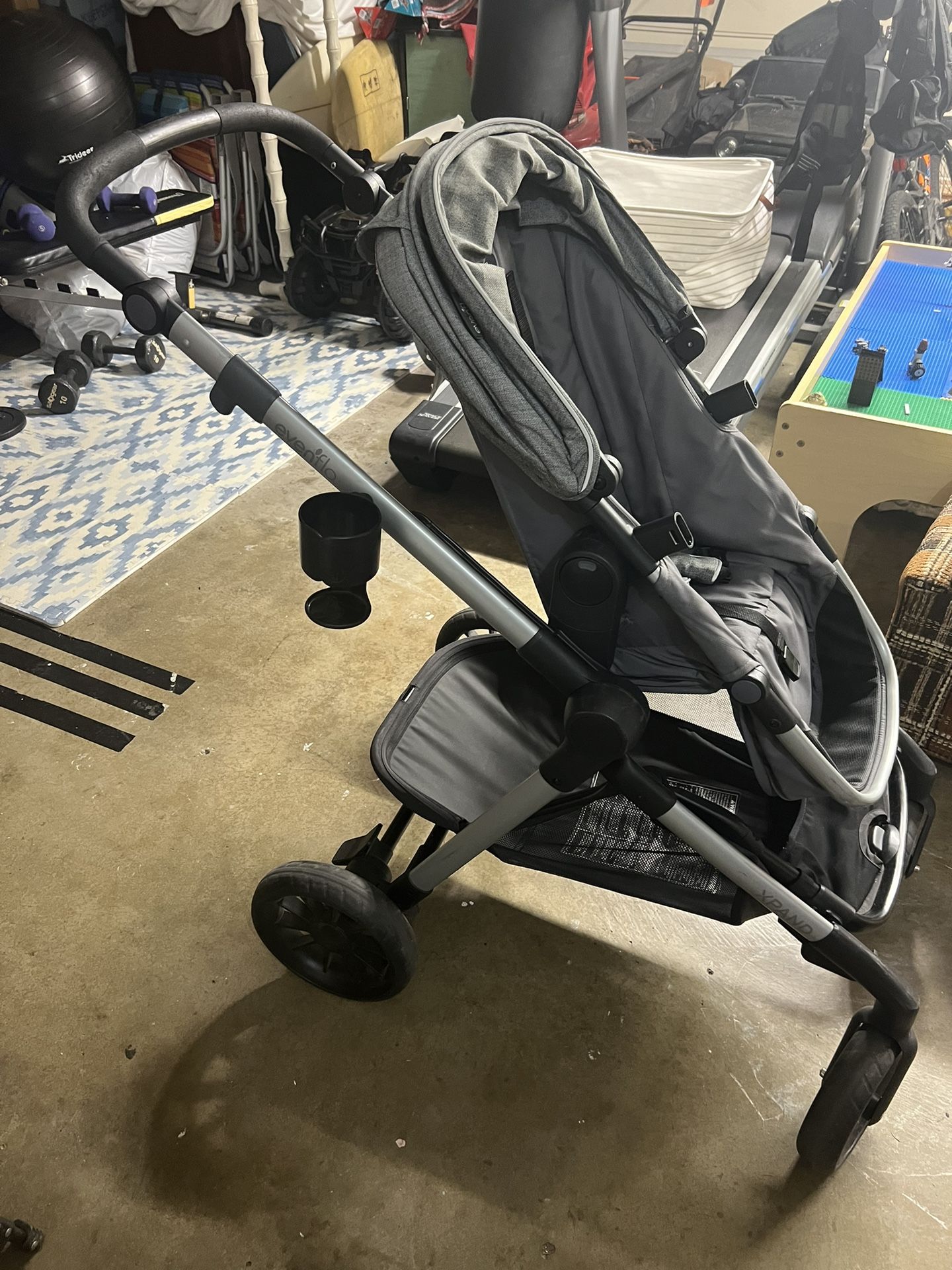 Evenflo Pivot Stroller