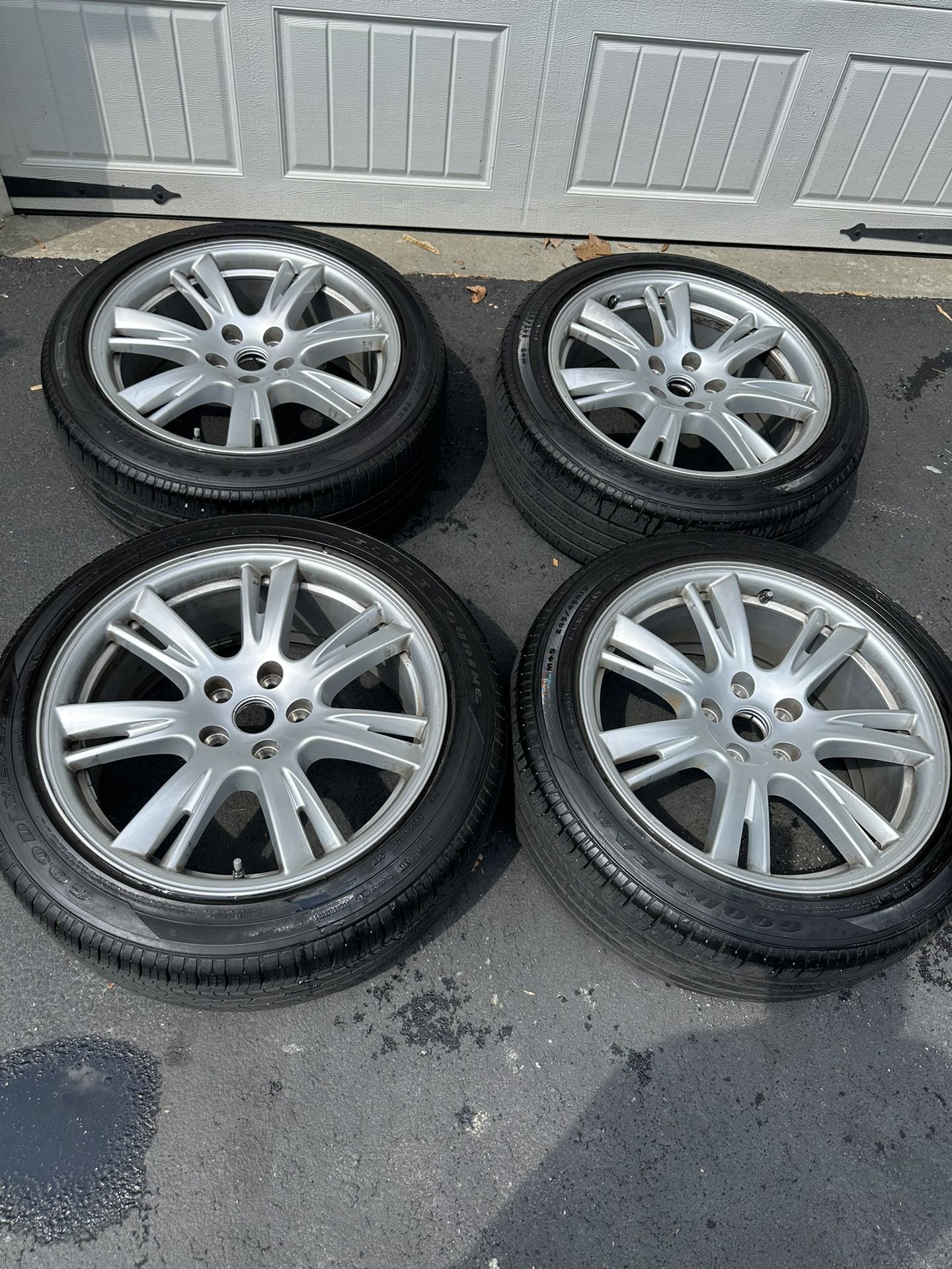 2023 Tesla Model S OEM 19” wheel x 4 with TPMS