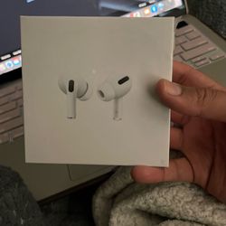 AirPods Gen 2