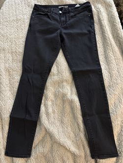 Black skinny jeans