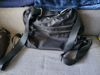 Sondra Roberts Squared shoulder bag