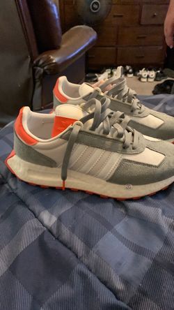 Women’s size 9, Adidas