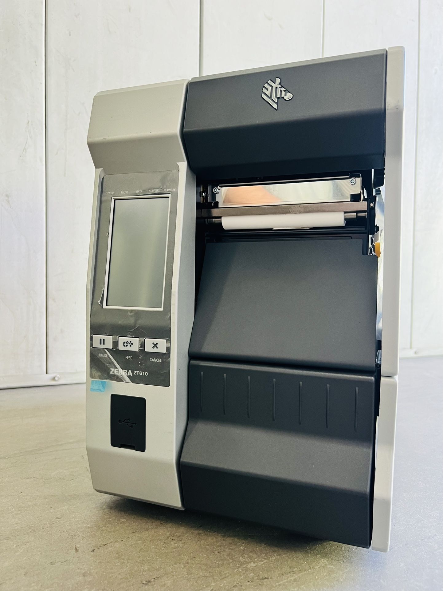 ZEBRA ZT610 203 DPI LABEL PRINTER