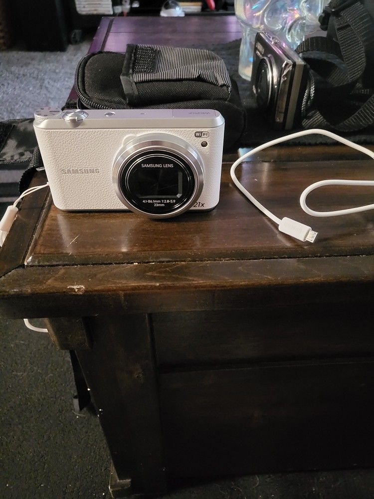 Samsung WB350 Smart Camera